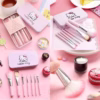 Bộ Cọ Trang Điểm 7 Món Nhỏ Xinh Màu Hồng Kèm Hộp Đựng Hello Kitty - Ảnh 5