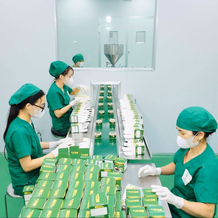 Kem Dưỡng Trắng Da B5 Lục Tảo - Yskin - Ảnh 12