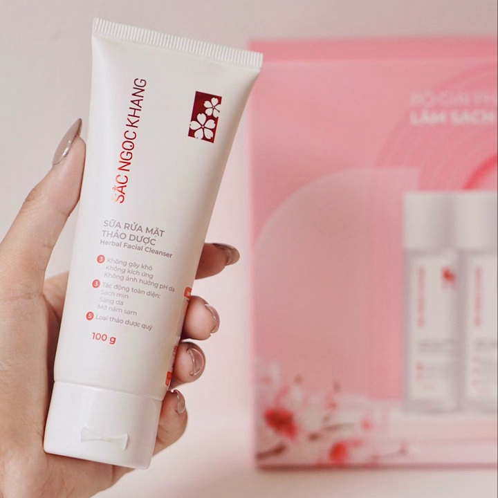 Bộ Làm Sạch Da Từ Thảo Dược Sắc Ngọc Khang (Nước Tẩy Trang + Sữa Rửa Mặt + Nước Hoa Hồng + Tẩy Tế Bào Chết Da Mặt) - Ảnh 6