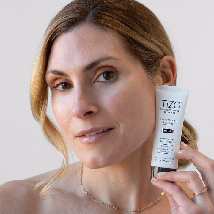 Kem Chống Nắng Khoáng Chất Dưỡng Ẩm Không Màu Spf40 50G Tizo Photoceutical Skincare - Ảnh 5