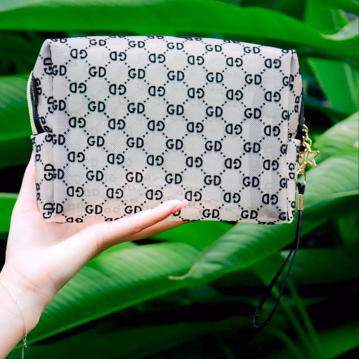 Túi Đựng Mỹ Phẩm Họa Tiết Cao Cấp Nhiều Size Care4U - Ảnh 3