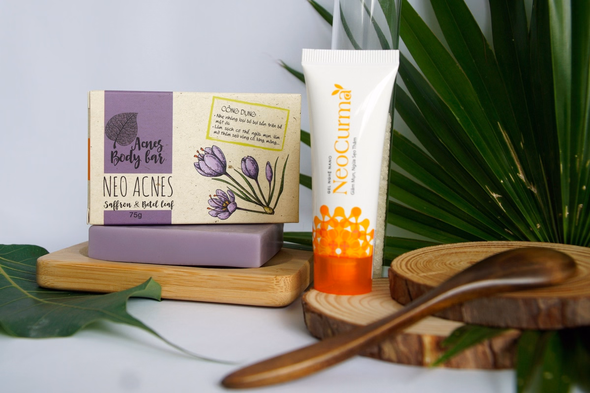 Bộ Đôi Giảm Mụn Mờ Thâm Lưng, Body - Xà Phòng Saffron 75G Và Gel Nghệ Nano Neocurma 20G - Neo Acnes - Ảnh 2