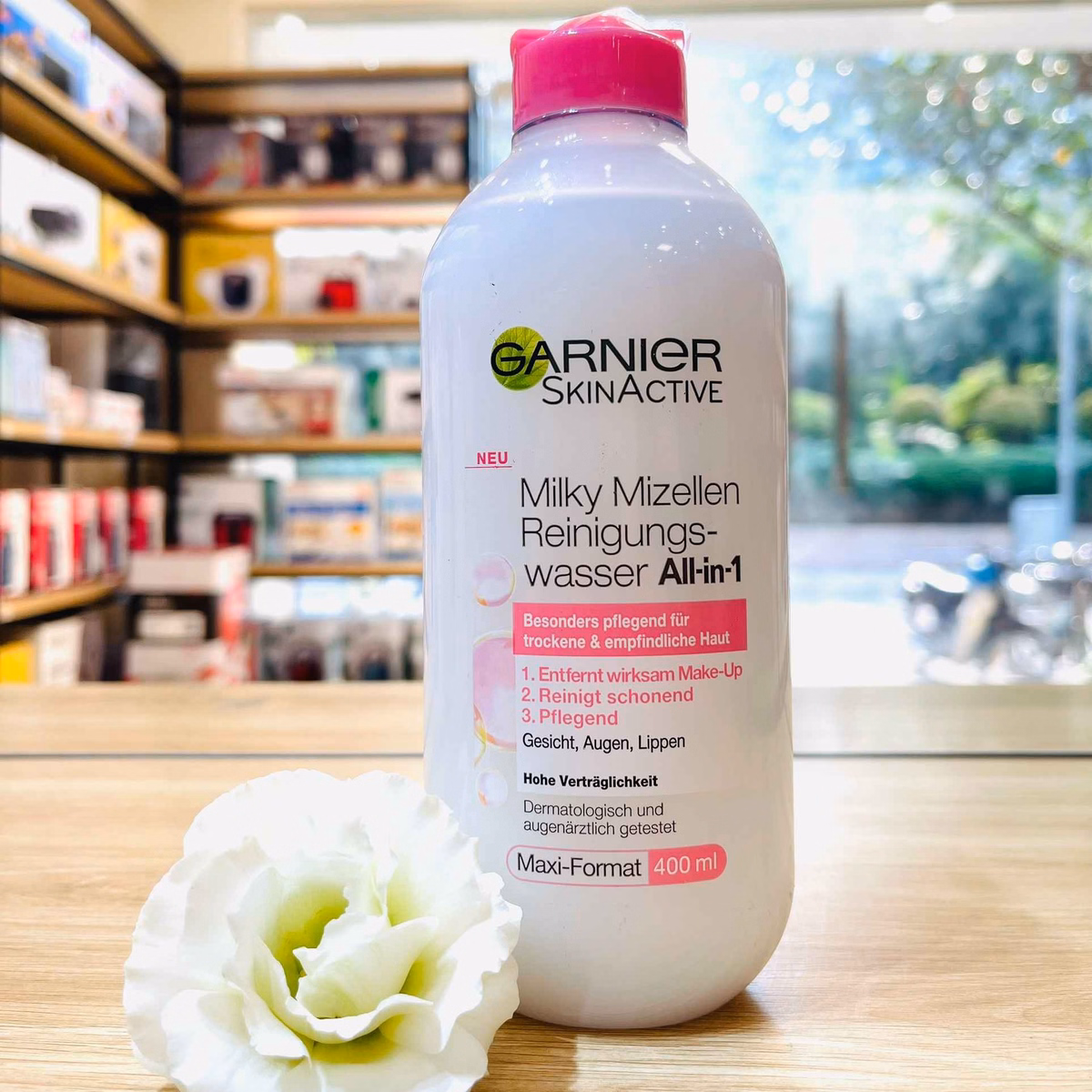 Nước Tẩy Trang Dạng Sữa Skin Active Solution Micellaire Đức 400Ml - Garnier - Ảnh 2