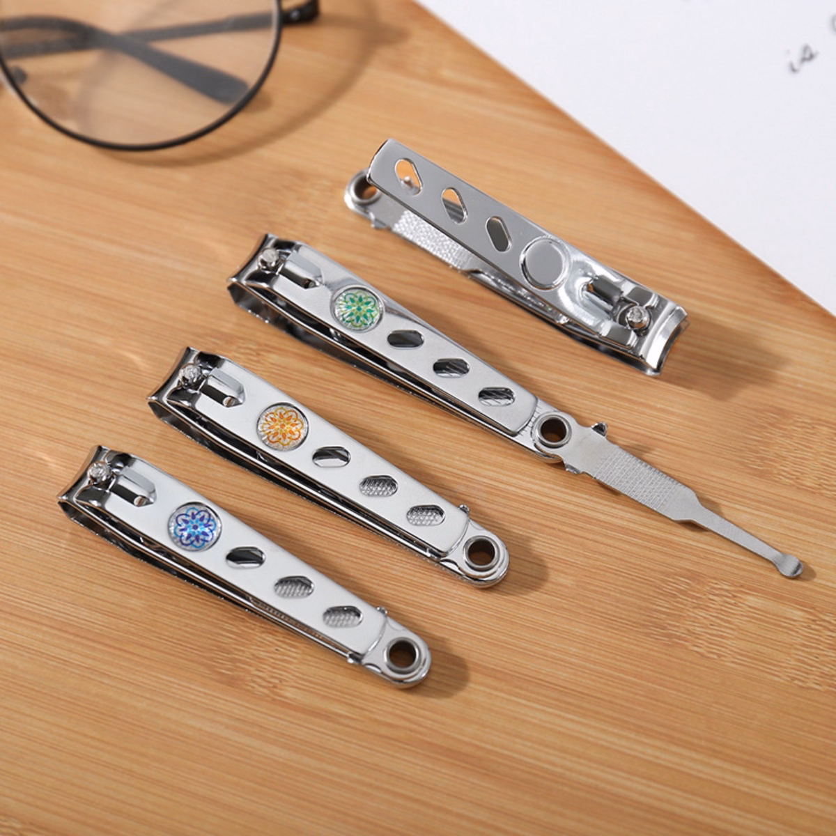 Dụng Cụ Bấm Móng Tay 3In1 Kèm Cây Lấy Ráy Tai Và Dũa Móng Bằng Thép Không Gỉ Bền Đẹp, Có Khoen Treo Chìa Khóa Tiện Ích - Dmastore - Ảnh 6