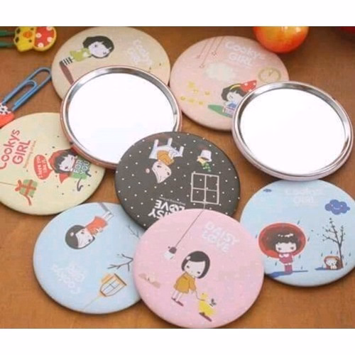 Gương Mini Cầm Tay Dễ Thương - Dmastore