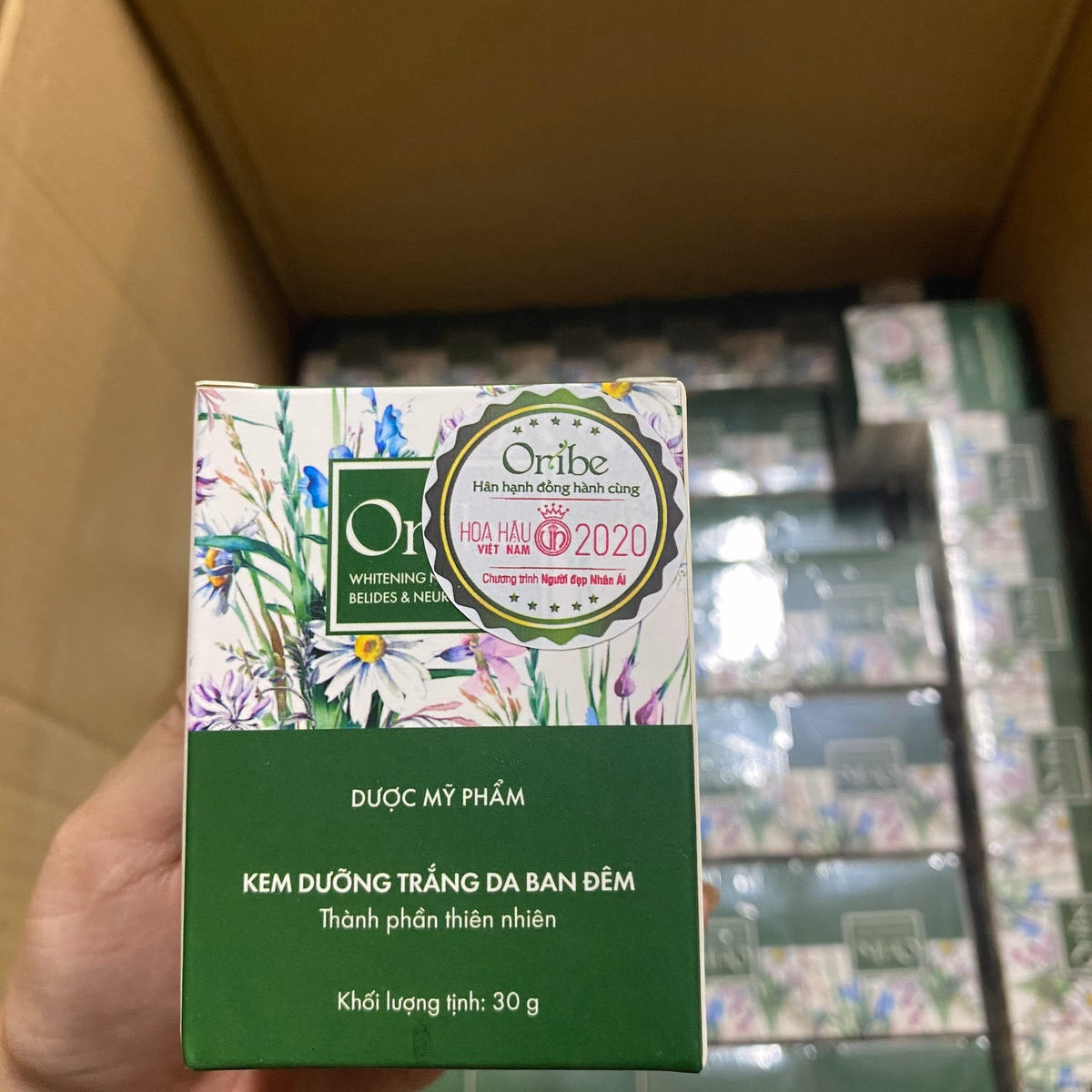 Bộ Đôi Sản Phẩm Dưỡng Trắng Da Ngày Và Đêm Oribe Giúp Dưỡng Ẩm, Trắng Da, Chống Lão Hóa, Mờ Nám - Oribe - Ảnh 9