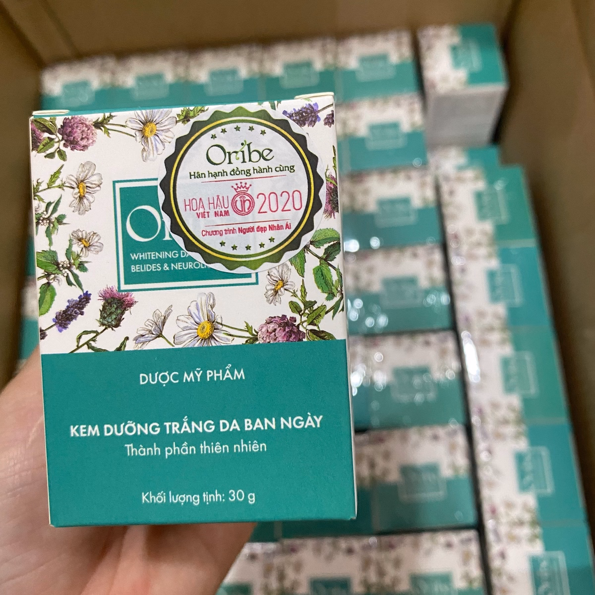 Bộ Đôi Sản Phẩm Dưỡng Trắng Da Ngày Và Đêm Oribe Giúp Dưỡng Ẩm, Trắng Da, Chống Lão Hóa, Mờ Nám - Oribe - Ảnh 10