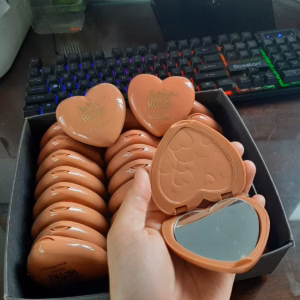 Phấn Má Hồng Trái Tim Màu Tự Nhiên, Mềm Mịn Bền Màu Lâu Trôi, Không Bết Dính - Pg Fashion.